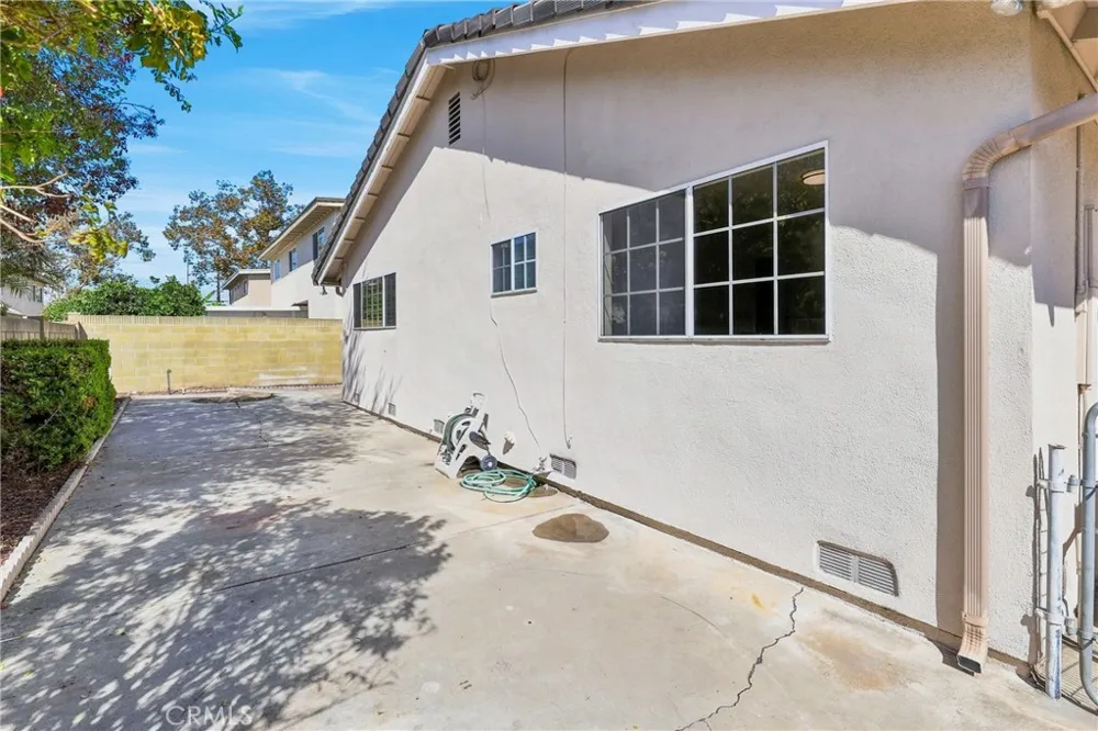 10716 Felson Circle Cerritos, CA 90703