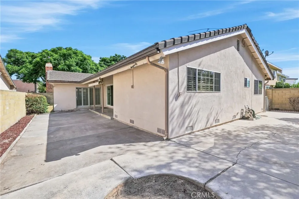 10716 Felson Circle Cerritos, CA 90703