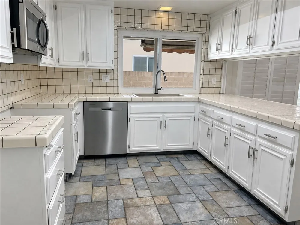 10716 Felson Circle Cerritos, CA 90703
