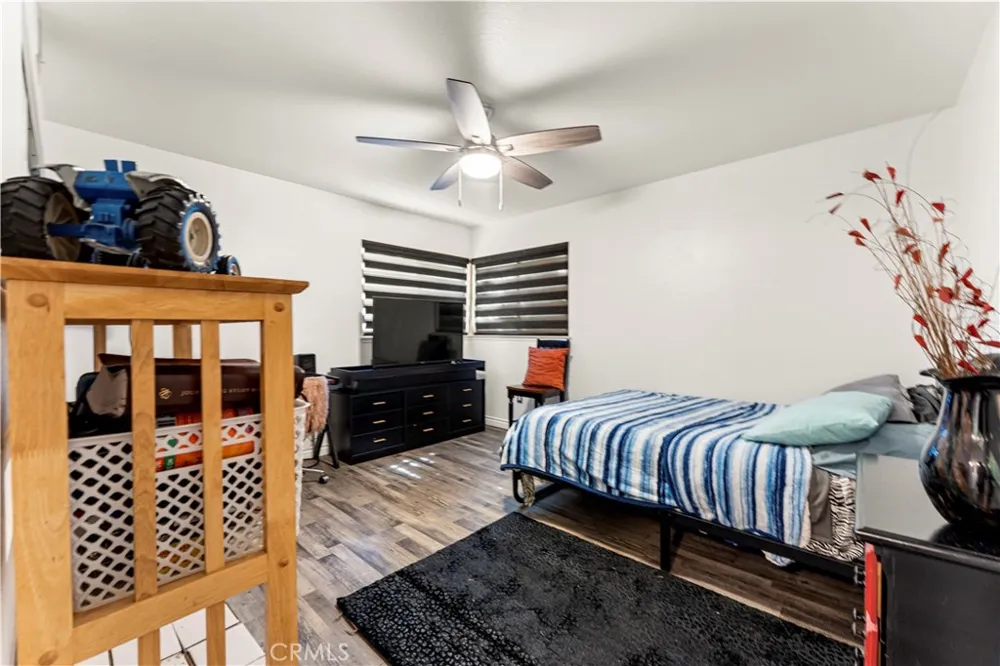 912 Pineridge Upland, CA 91784