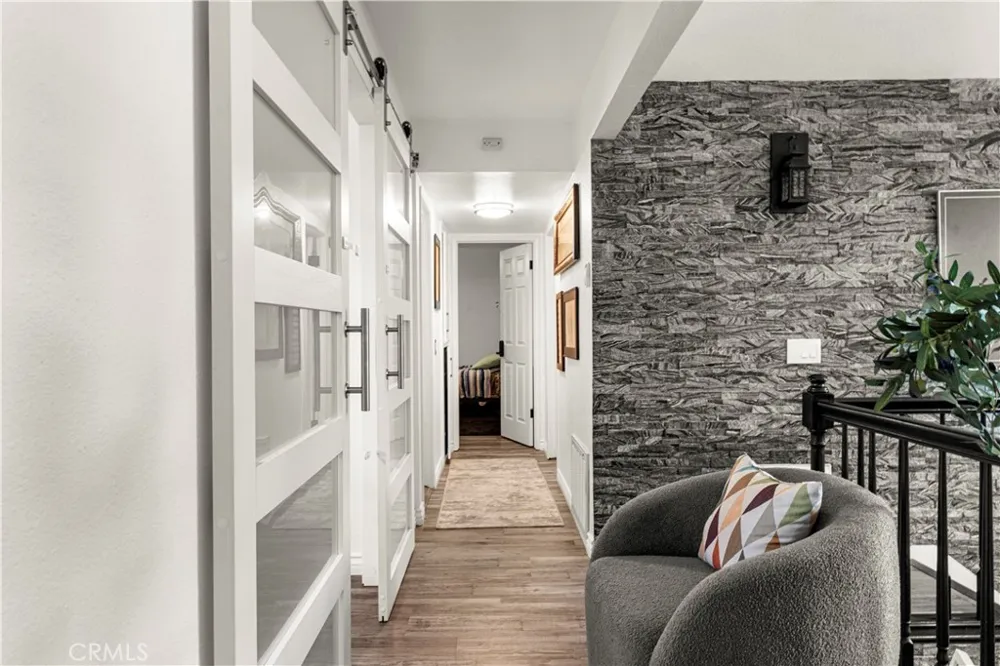 912 Pineridge Upland, CA 91784