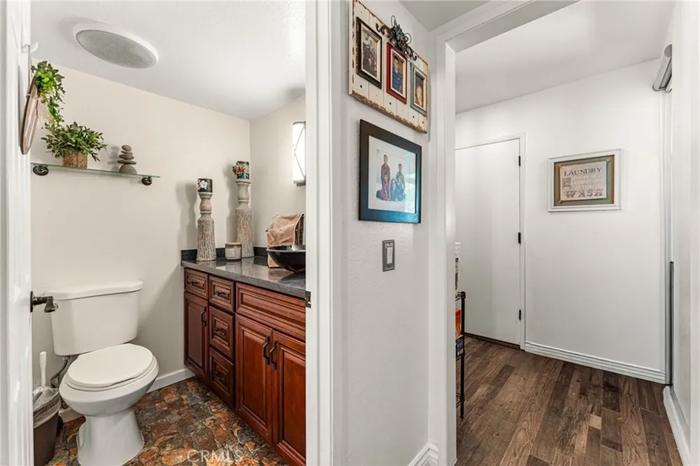 912 Pineridge Upland, CA 91784