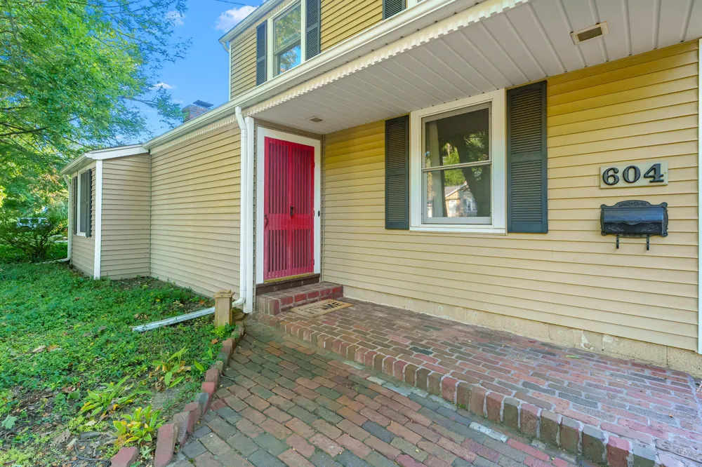 604 Jenks Boulevard Kalamazoo, MI 49006