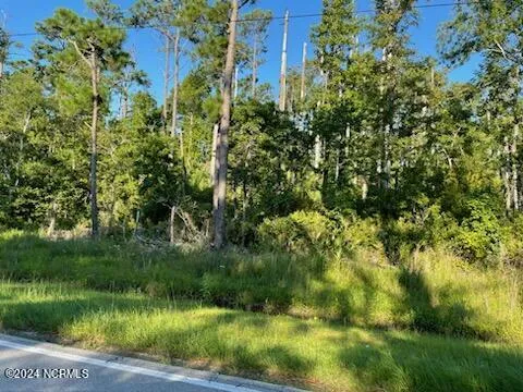 736 Marshallberg Road Marshallberg, NC 28553