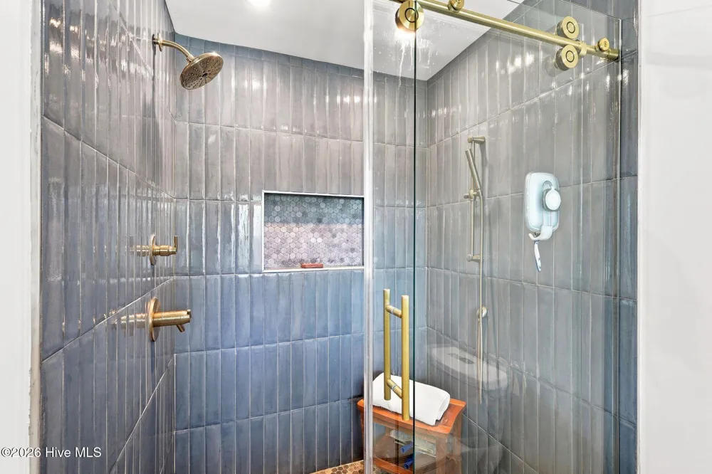 103 Georgia Street Emerald Isle, NC 28594