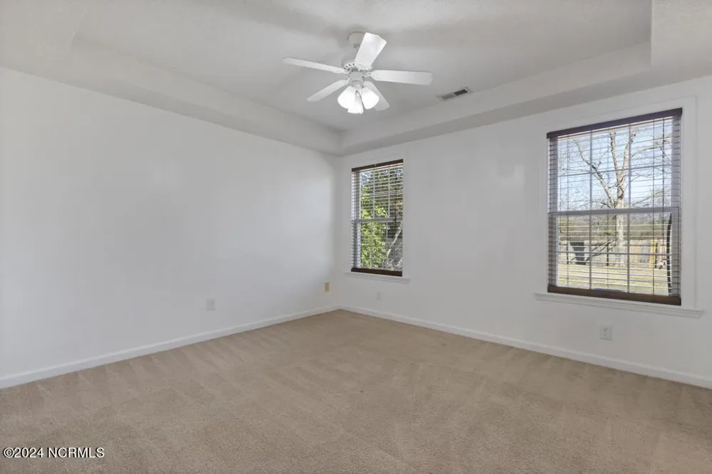 1302 Davis Street Jacksonville, NC 28540