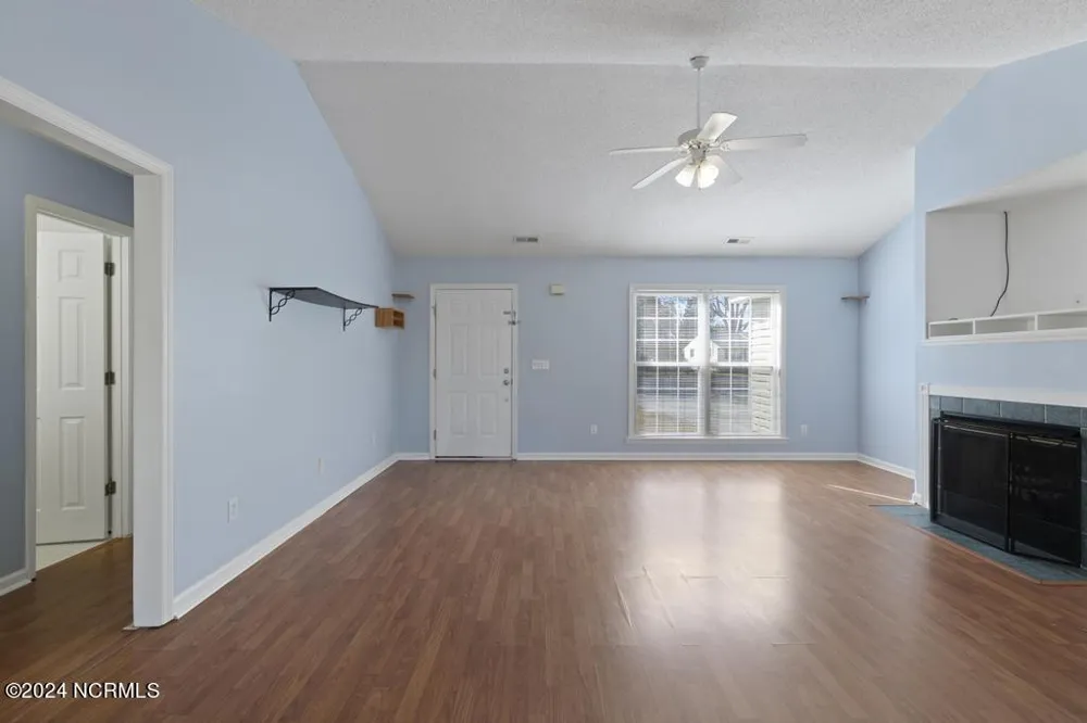 1302 Davis Street Jacksonville, NC 28540