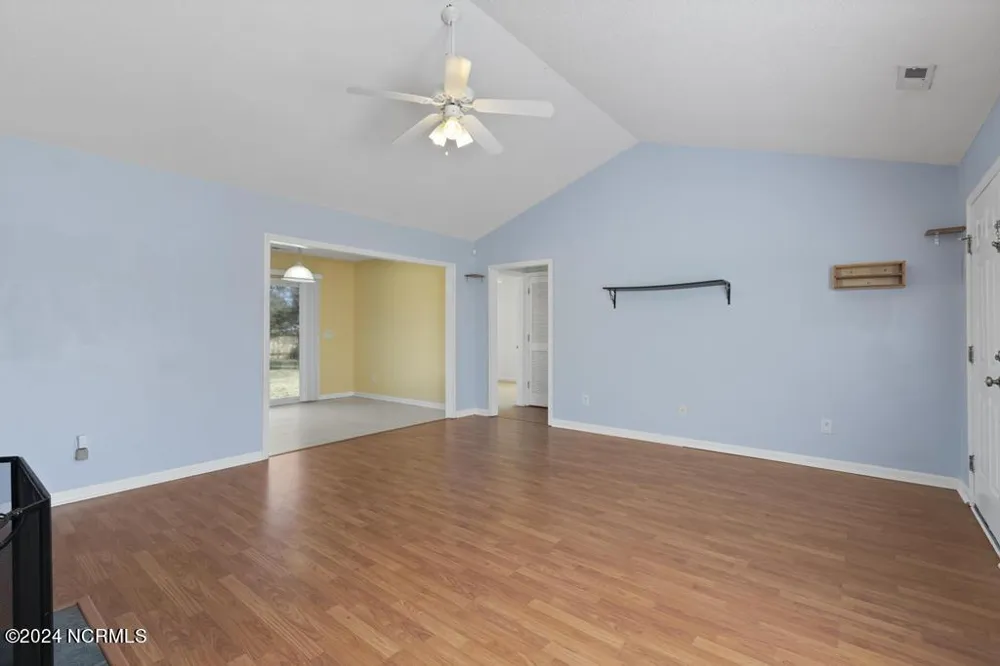 1302 Davis Street Jacksonville, NC 28540
