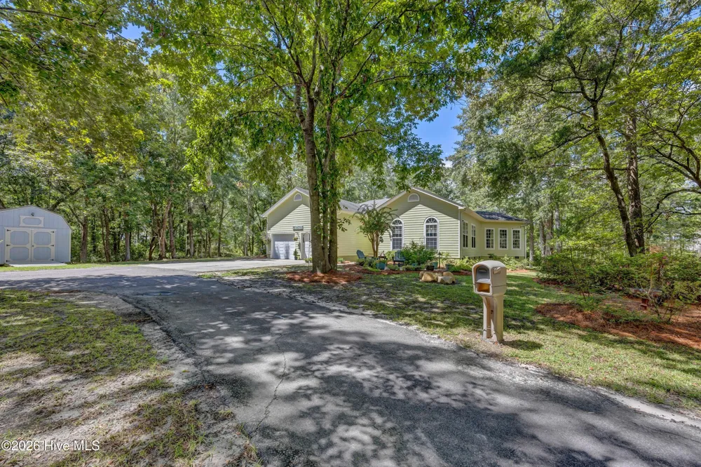 2373 Sunset Harbor Road SE Bolivia, NC 28422
