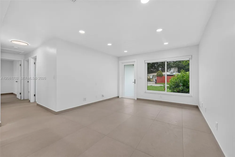3036 58th Ave Hollywood, FL 33021