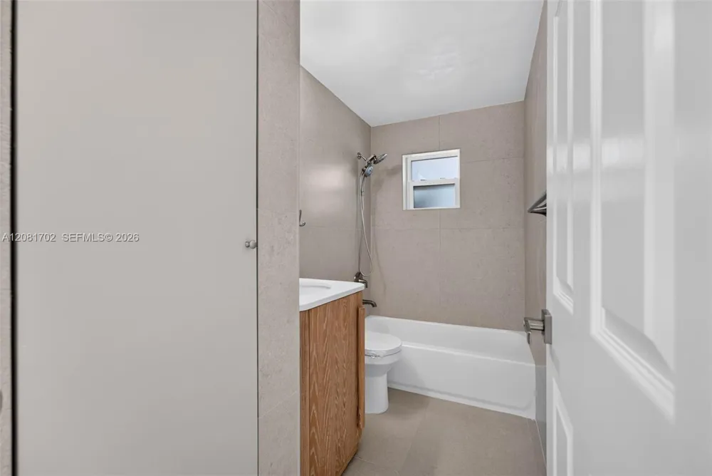 3036 58th Ave Hollywood, FL 33021