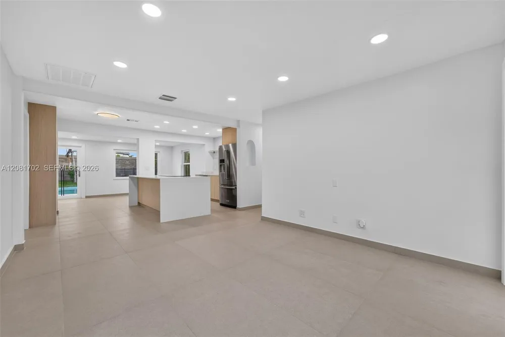 3036 58th Ave Hollywood, FL 33021