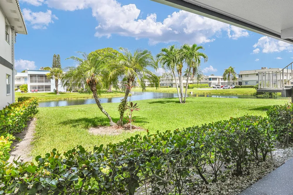 359 Saxony Trail #H Delray Beach, FL 33446
