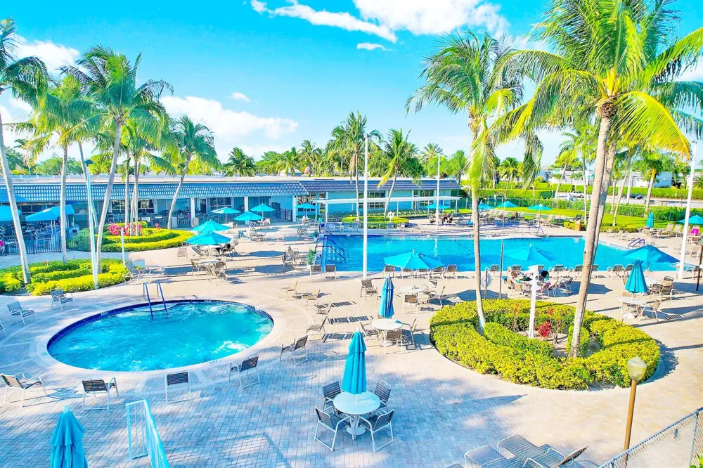 359 Saxony Trail #H Delray Beach, FL 33446