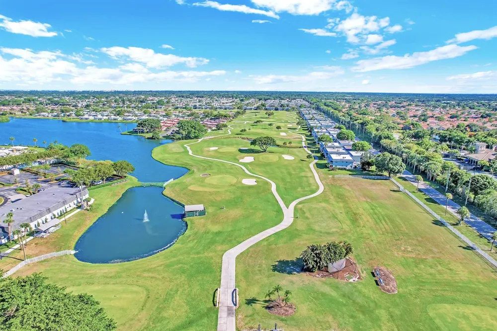 359 Saxony Trail #H Delray Beach, FL 33446