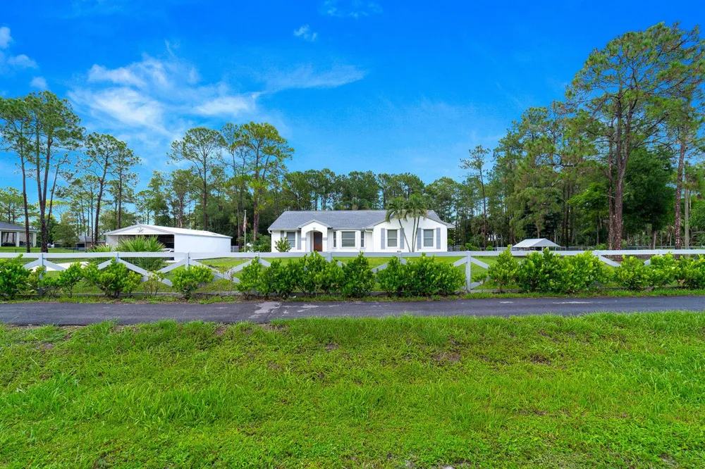 15621 Citrus Grove Boulevard Loxahatchee, FL 33470