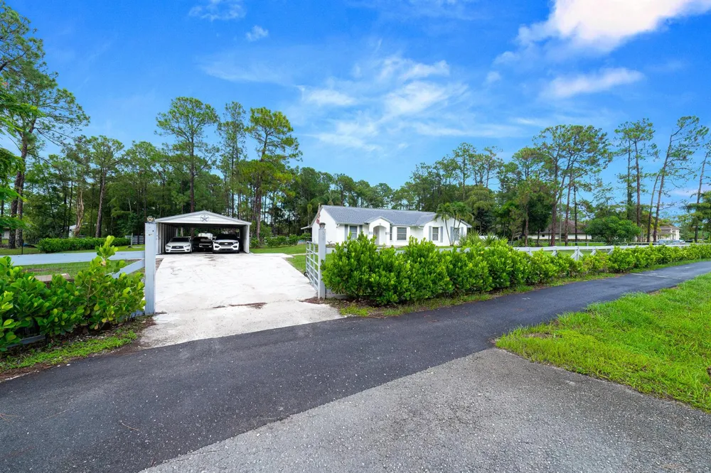 15621 Citrus Grove Boulevard Loxahatchee, FL 33470