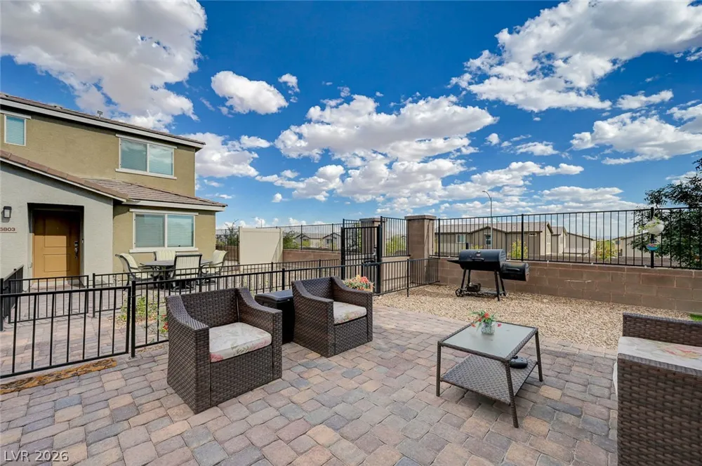 6804 Satin Silver Court North Las Vegas, NV 89086
