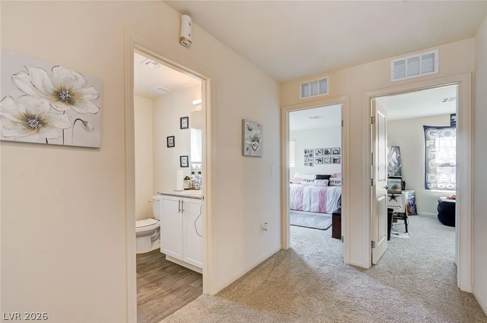 6804 Satin Silver Court North Las Vegas, NV 89086