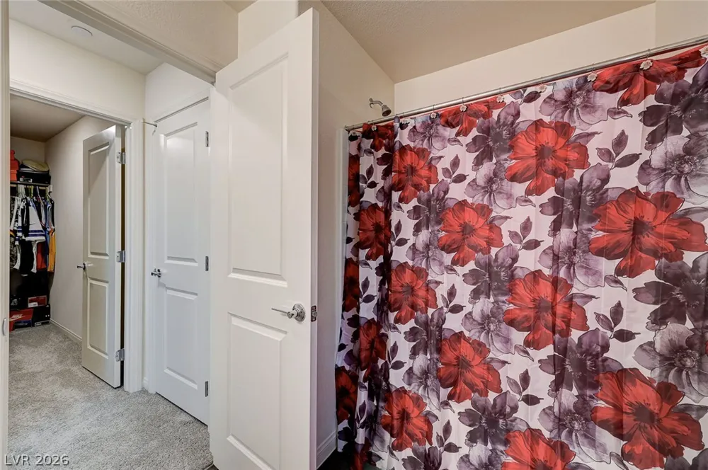 6804 Satin Silver Court North Las Vegas, NV 89086