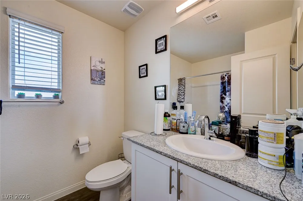 6804 Satin Silver Court North Las Vegas, NV 89086