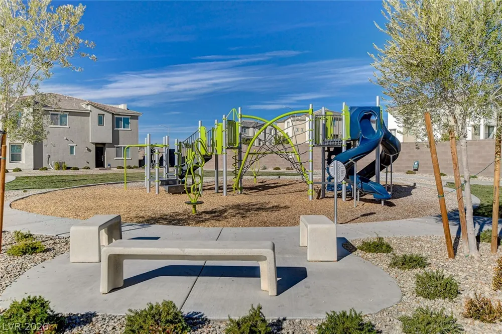 6804 Satin Silver Court North Las Vegas, NV 89086