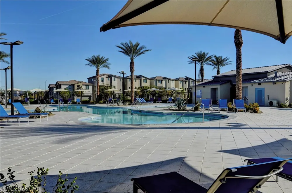6804 Satin Silver Court North Las Vegas, NV 89086