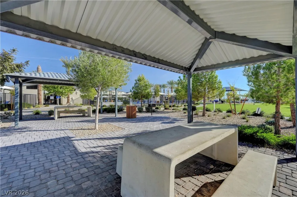 6804 Satin Silver Court North Las Vegas, NV 89086