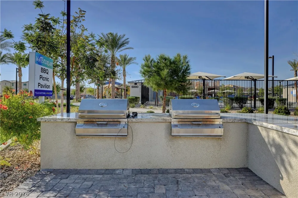 6804 Satin Silver Court North Las Vegas, NV 89086