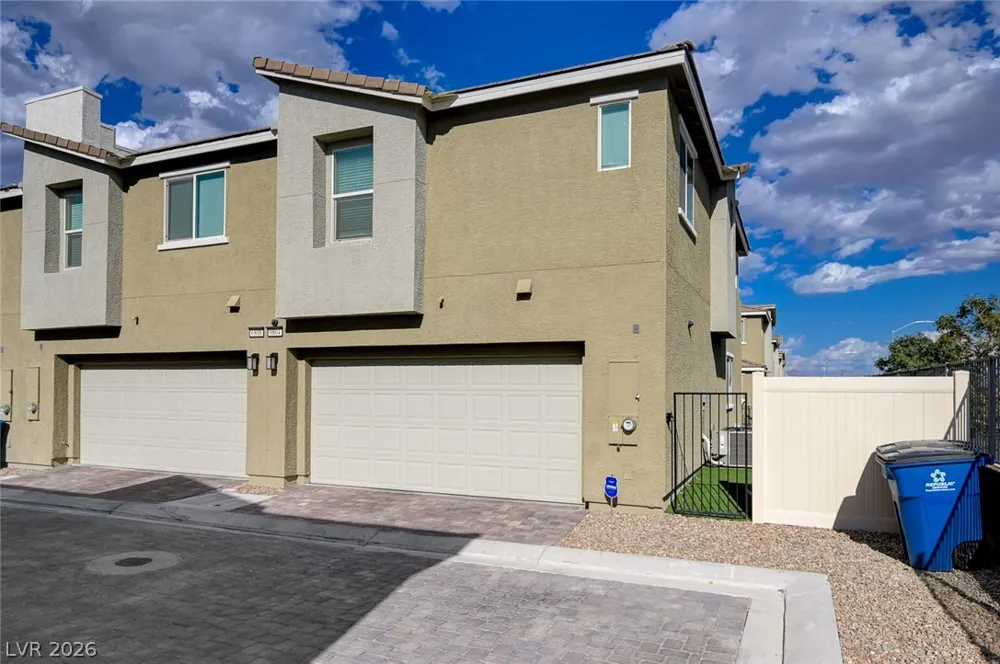 6804 Satin Silver Court North Las Vegas, NV 89086