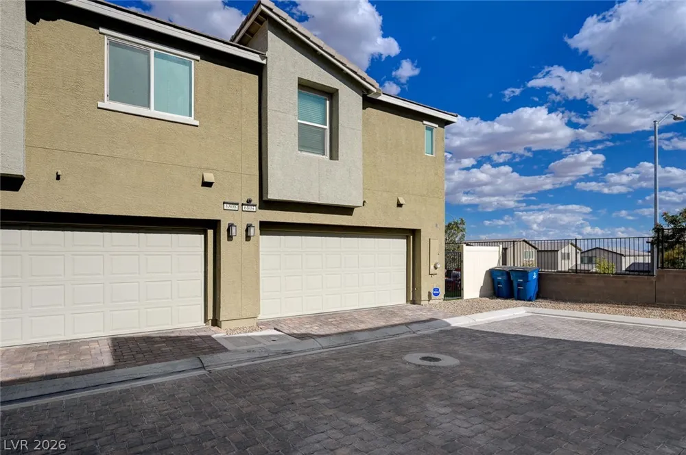 6804 Satin Silver Court North Las Vegas, NV 89086