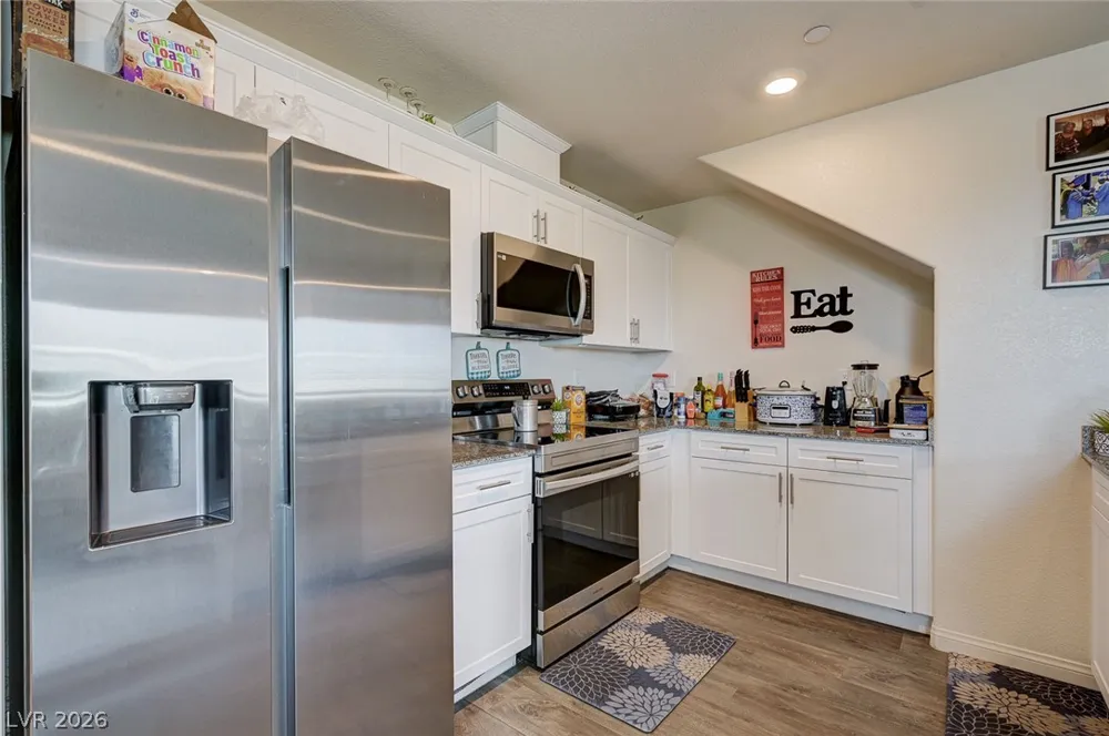 6804 Satin Silver Court North Las Vegas, NV 89086