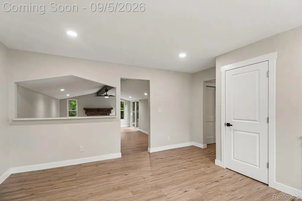 4354 Grass Lake Road White Lake Charter Township, MI 48383