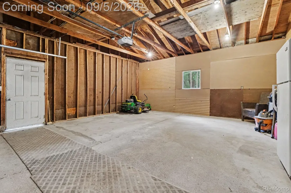 4354 Grass Lake Road White Lake Charter Township, MI 48383