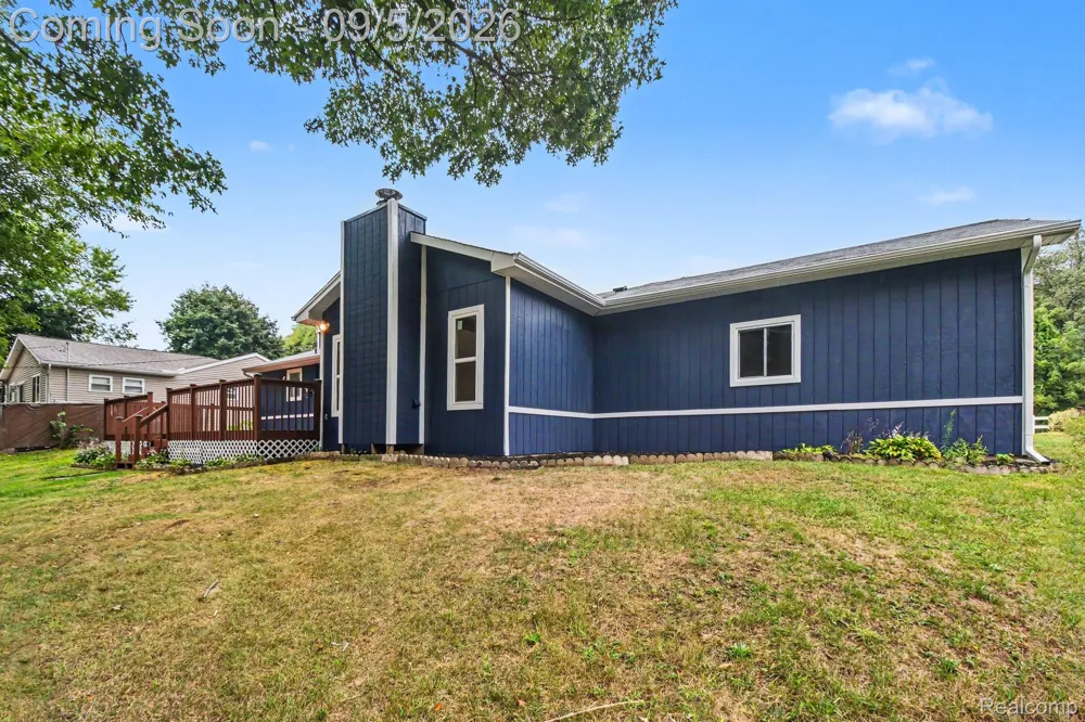 4354 Grass Lake Road White Lake Charter Township, MI 48383