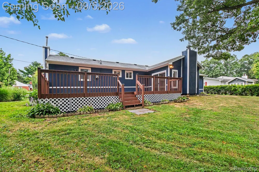 4354 Grass Lake Road White Lake Charter Township, MI 48383