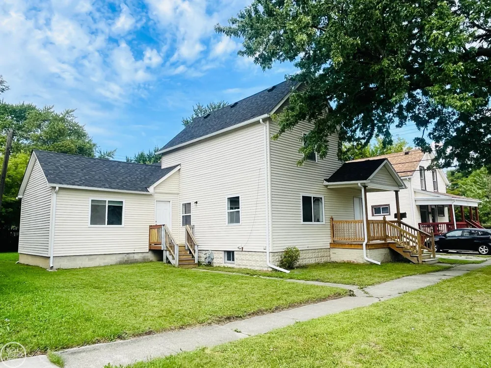 1217 12th Street Port Huron City, MI 48060