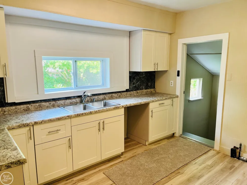 1217 12th Street Port Huron City, MI 48060