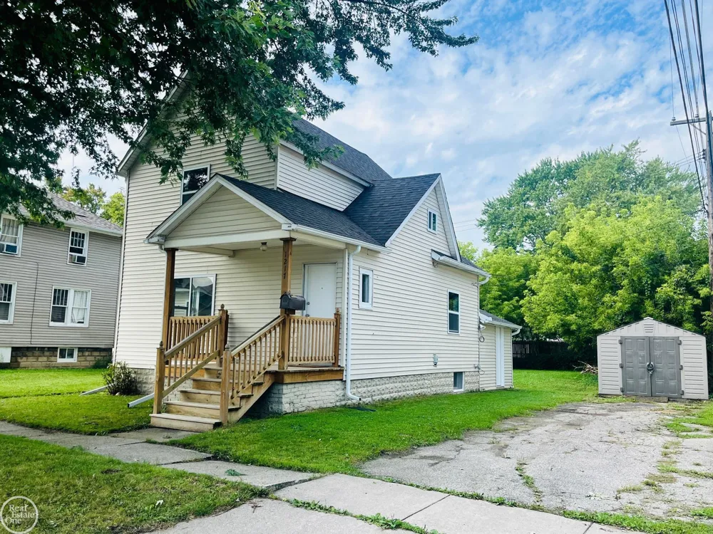 1217 12th Street Port Huron City, MI 48060