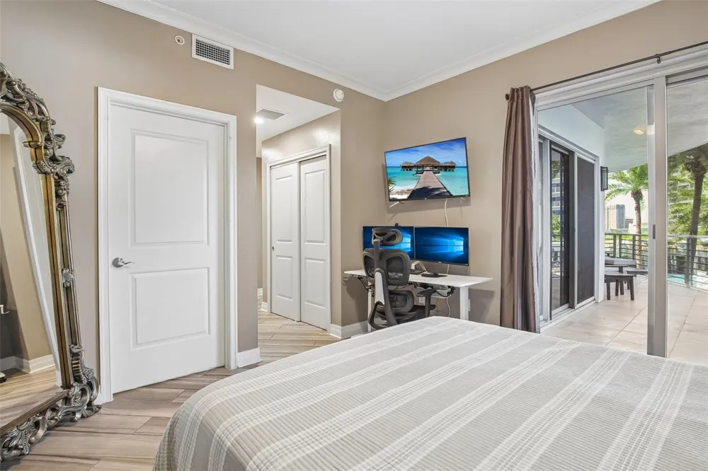 1209 E CUMBERLAND AVENUE #603 Tampa, FL 33602
