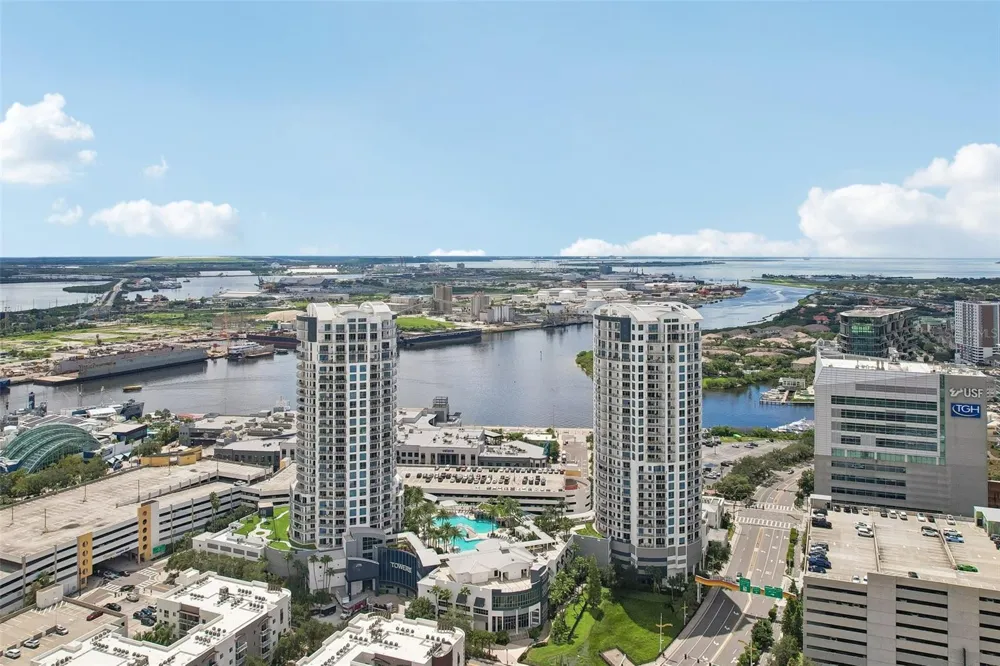 1209 E CUMBERLAND AVENUE #603 Tampa, FL 33602