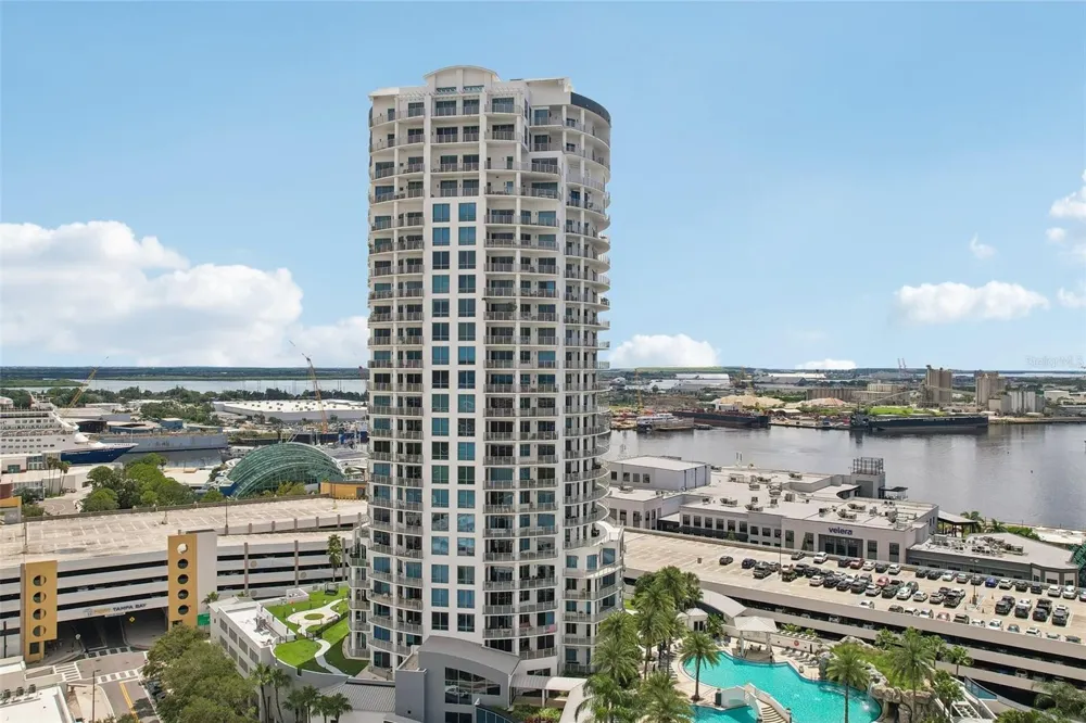 1209 E CUMBERLAND AVENUE #603 Tampa, FL 33602