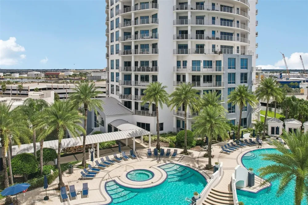 1209 E CUMBERLAND AVENUE #603 Tampa, FL 33602