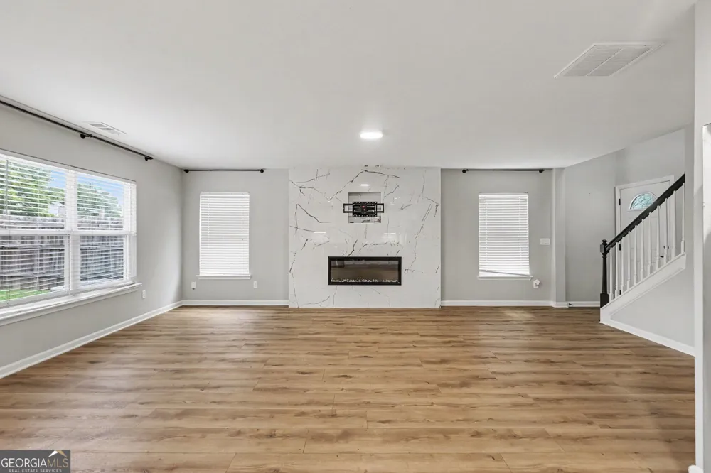 114 Silver Spring ST Dallas, GA 30157