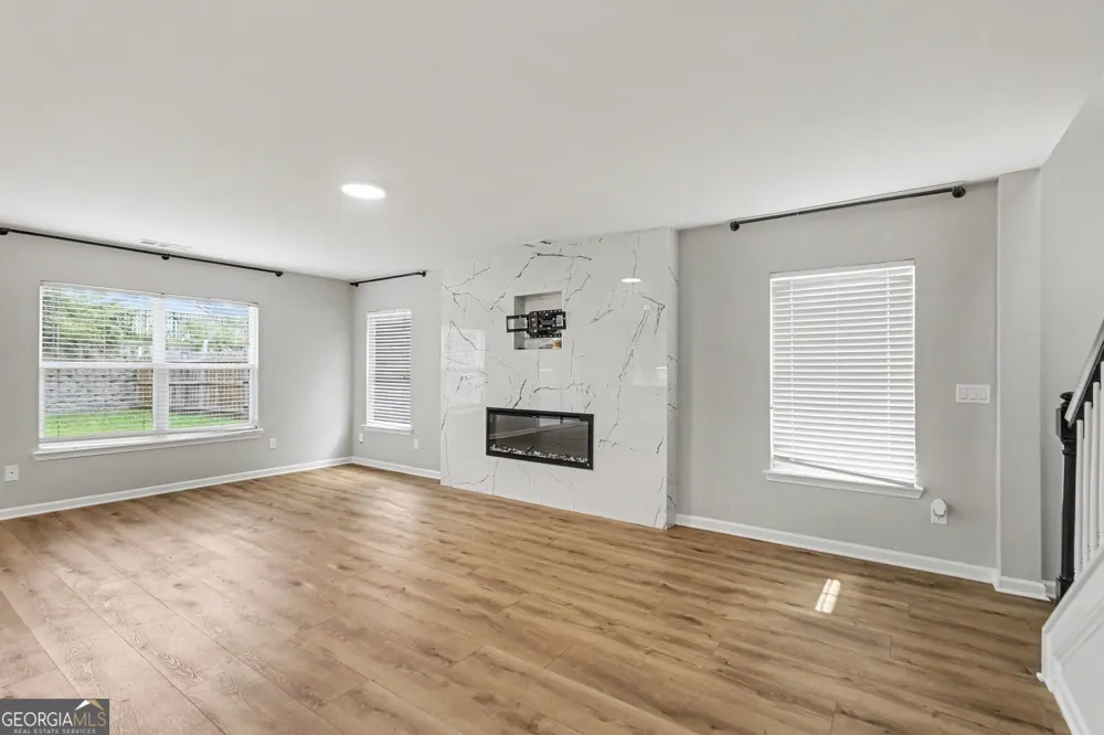 114 Silver Spring ST Dallas, GA 30157