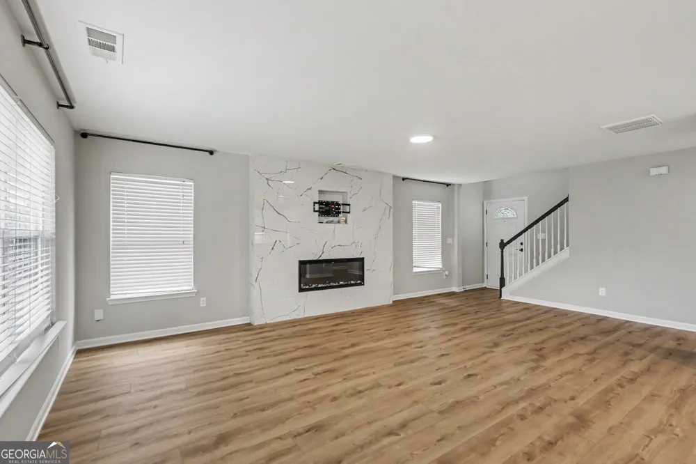 114 Silver Spring ST Dallas, GA 30157