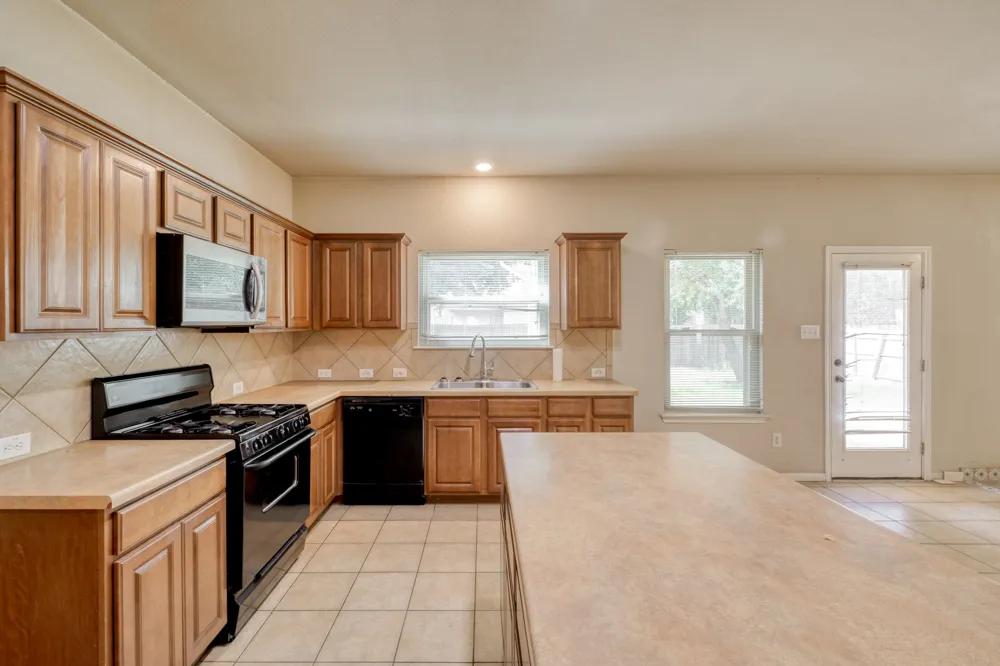 11021 Silo Valley Drive Austin, TX 78754