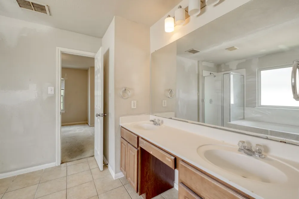 11021 Silo Valley Drive Austin, TX 78754