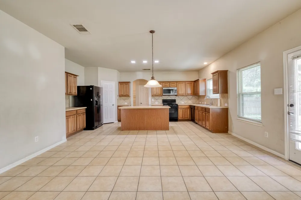 11021 Silo Valley Drive Austin, TX 78754