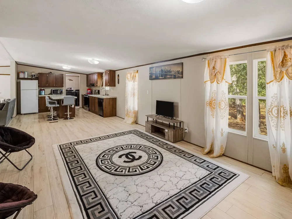 107 Turner Lane Paige, TX 78659
